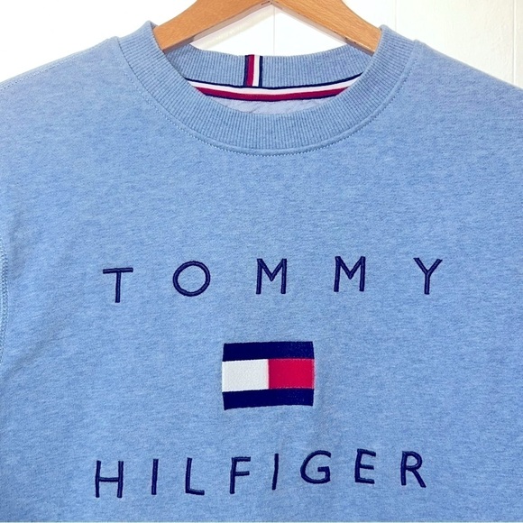 Tommy Hilfiger Crewneck Embroidered Y2K Style Blue Sweatshirt Shirt Men’s M - Picture 3 of 12